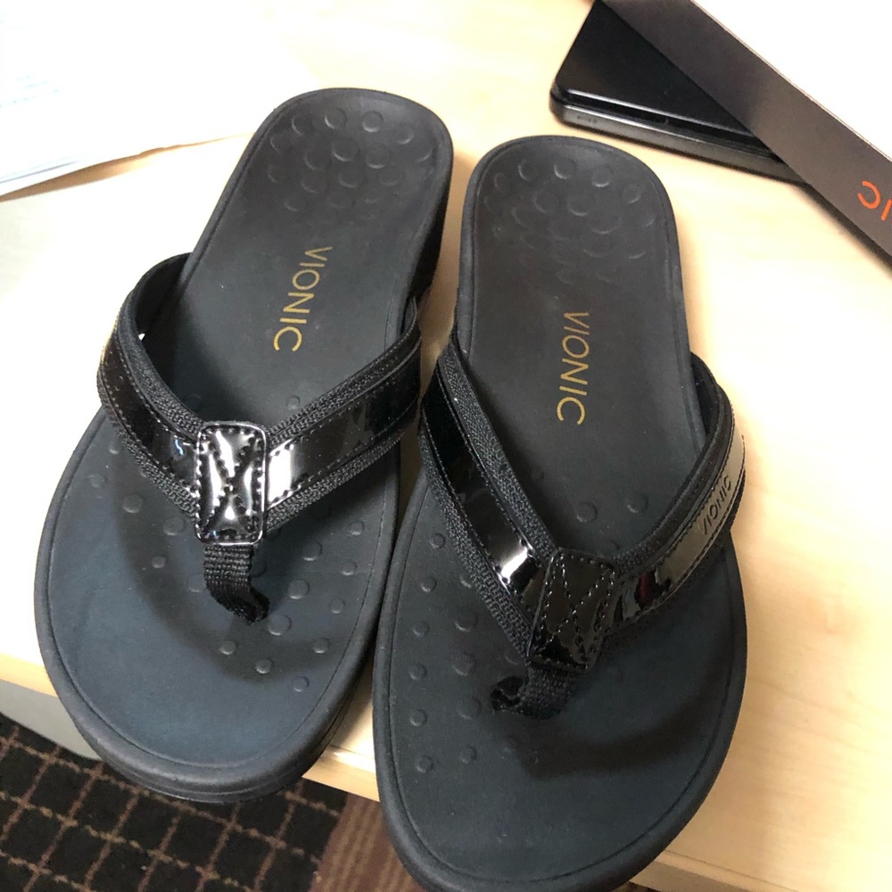 Black Vionic sandals